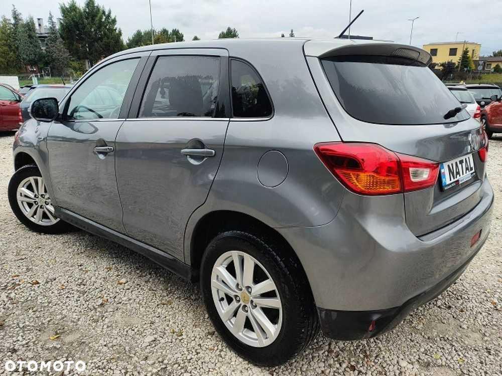 Mitsubishi ASX - 4