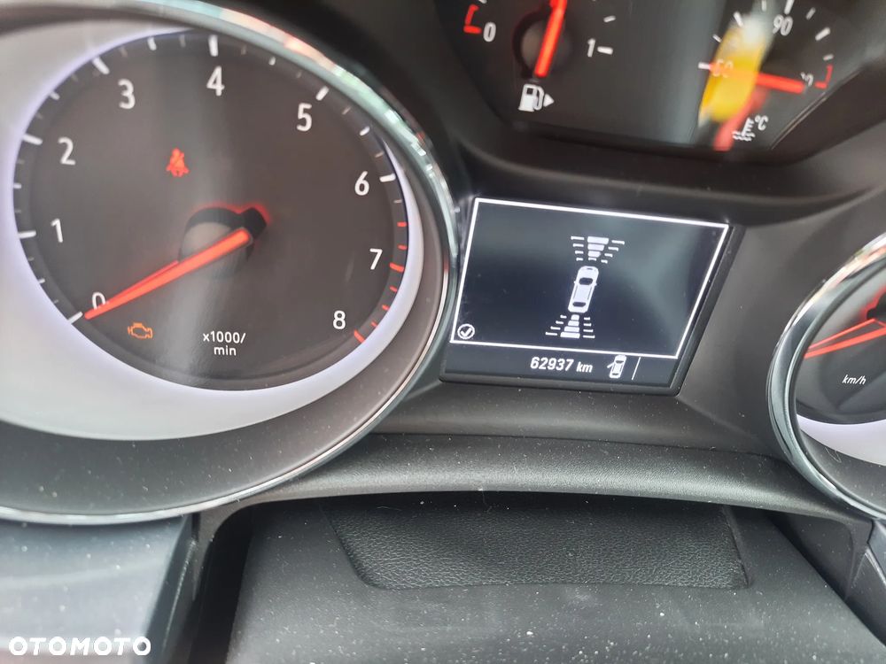 Opel Astra 1.4 T 120 Lat - 17