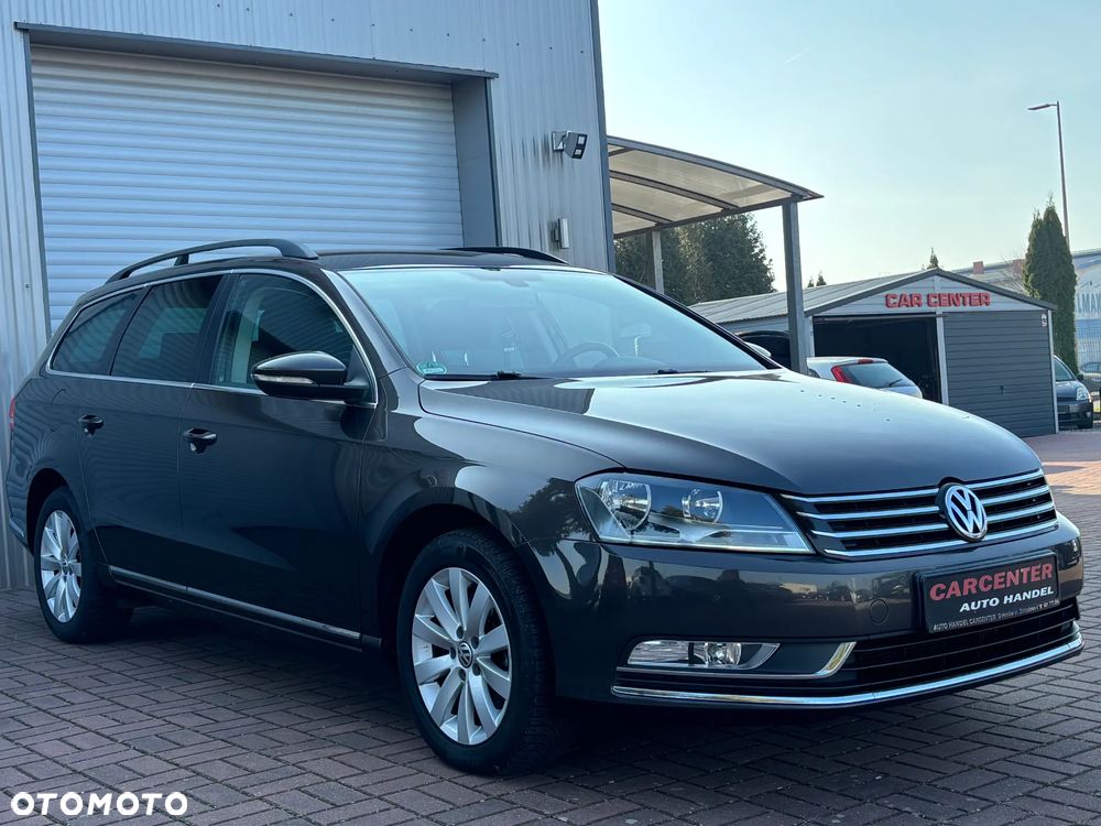 Volkswagen Passat - 2