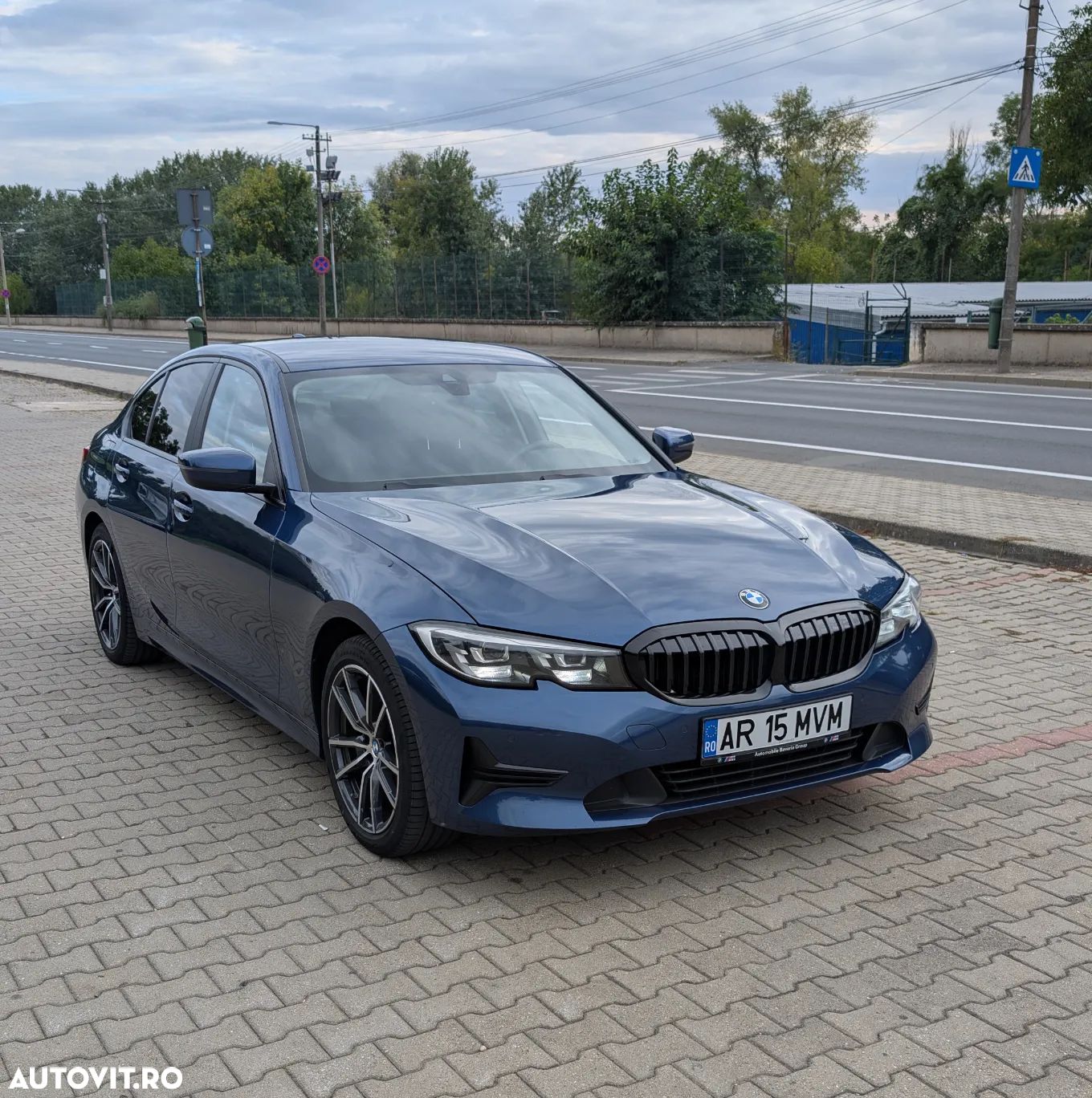 BMW Seria 3 318i Aut. - 1
