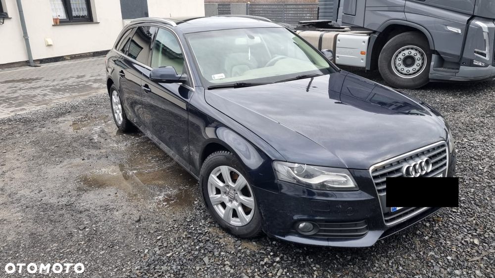 Audi A4 Avant 2.0 TDI Multitronic - 8