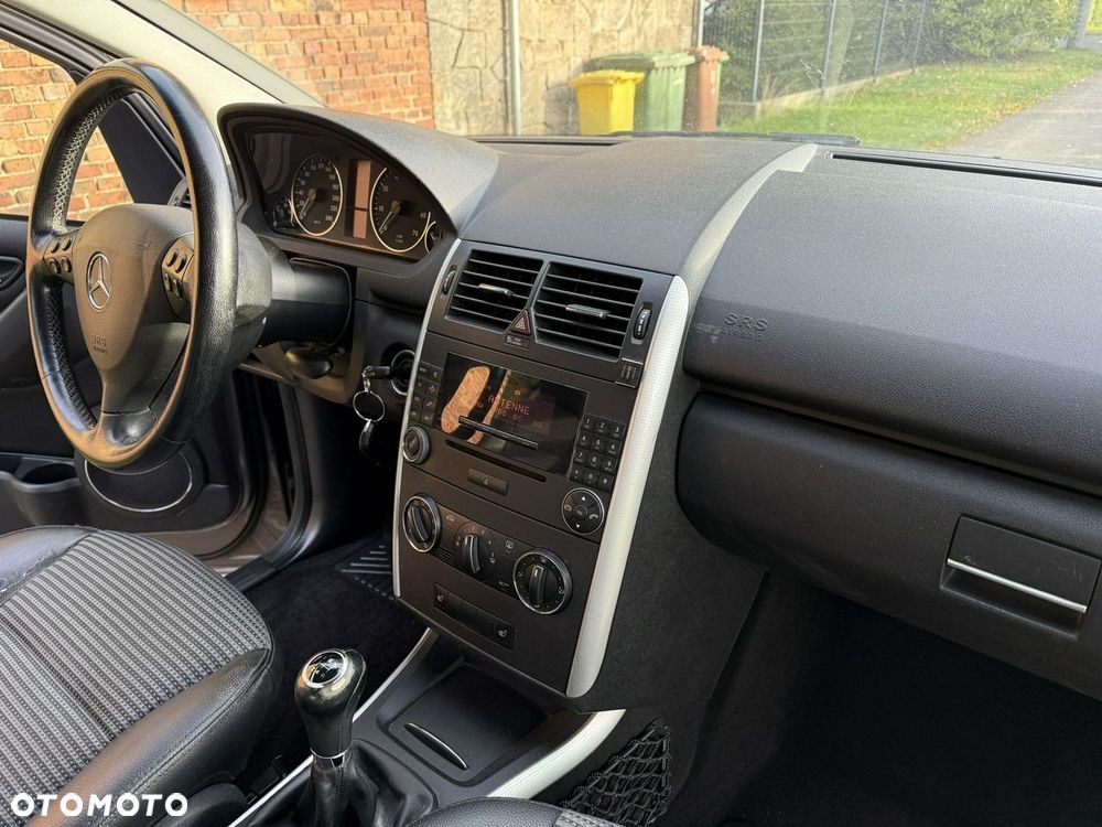 Mercedes-Benz Klasa A 170 Avantgarde - 10