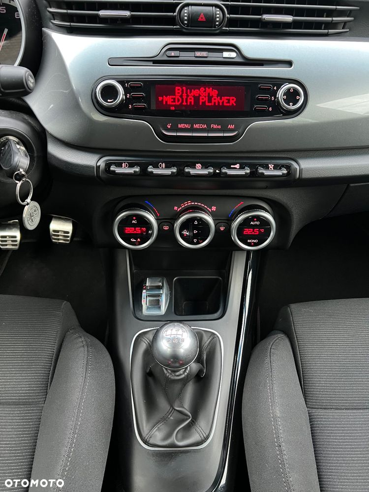 Alfa Romeo Giulietta 1.4 TB MultiAir Distinctive - 12