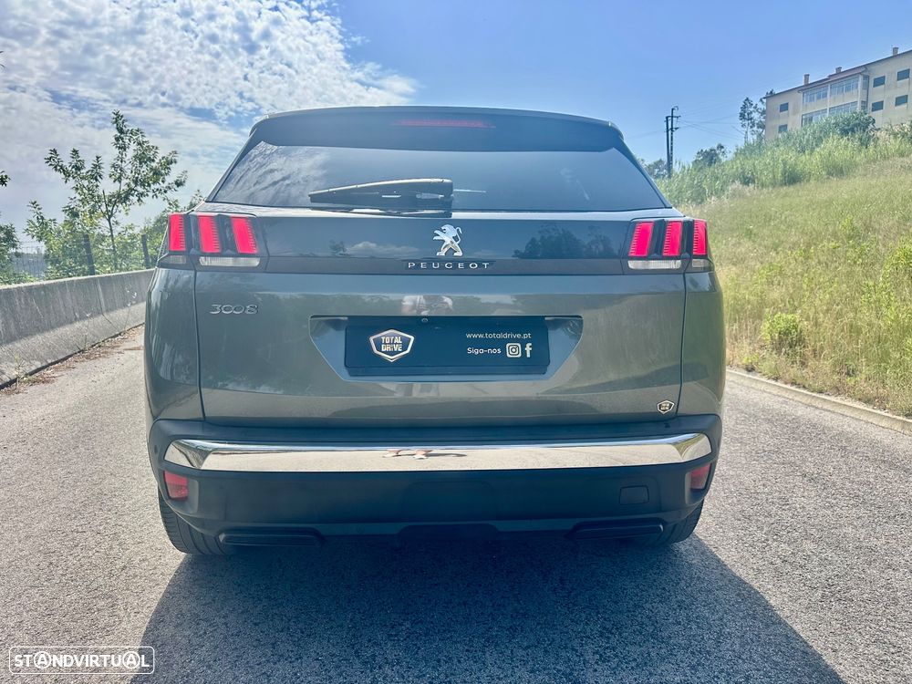 Peugeot 3008 1.2 PureTech Allure EAT8 - 11