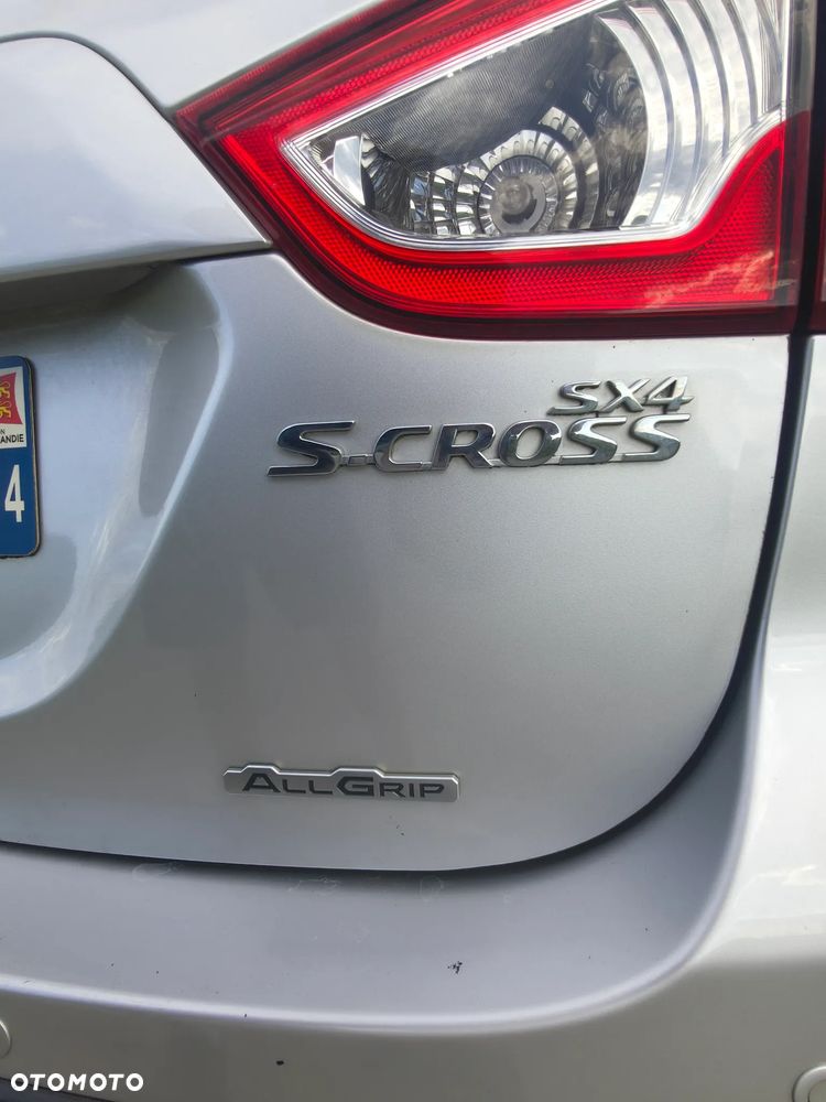 Suzuki SX4 - 10