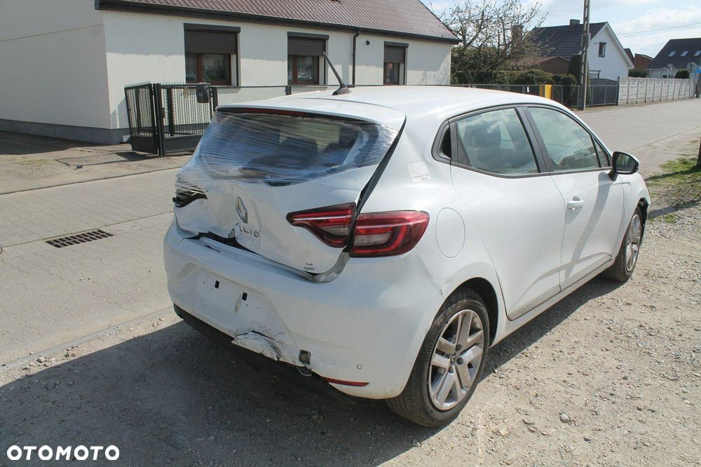 Renault Clio - 5