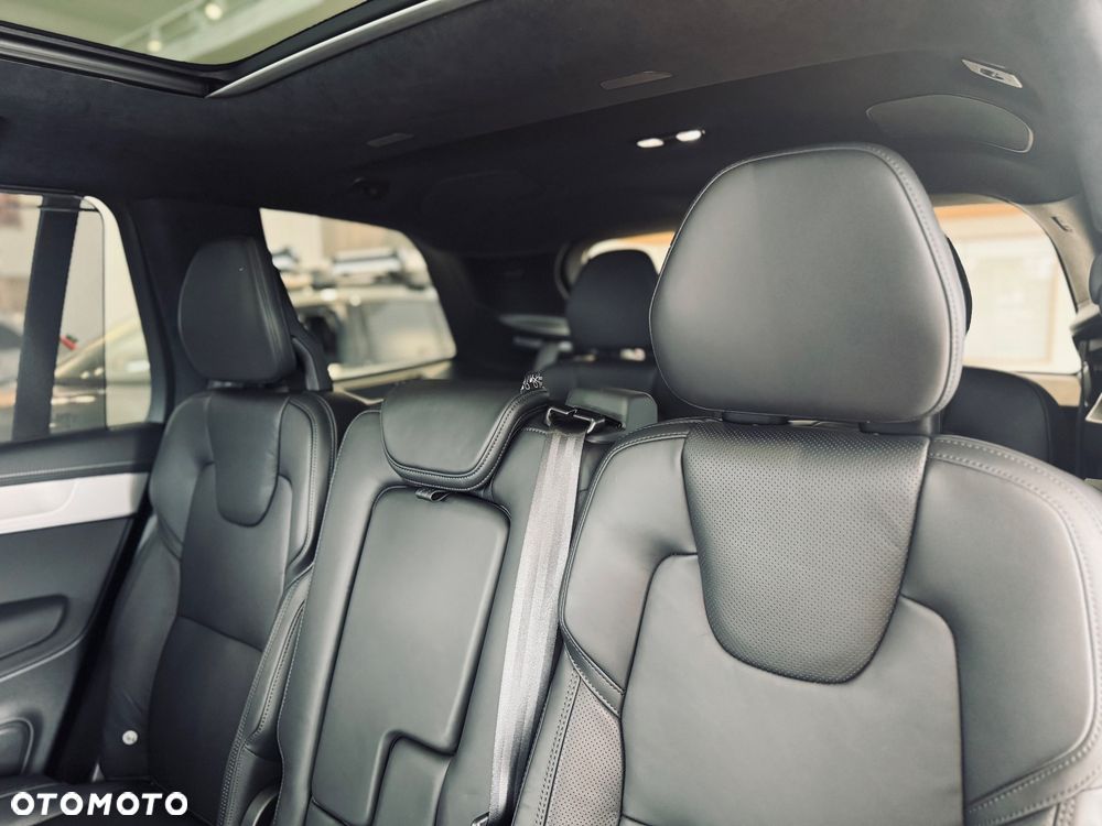Volvo XC 90 B5 B AWD Ultra Black Edition 7os - 7