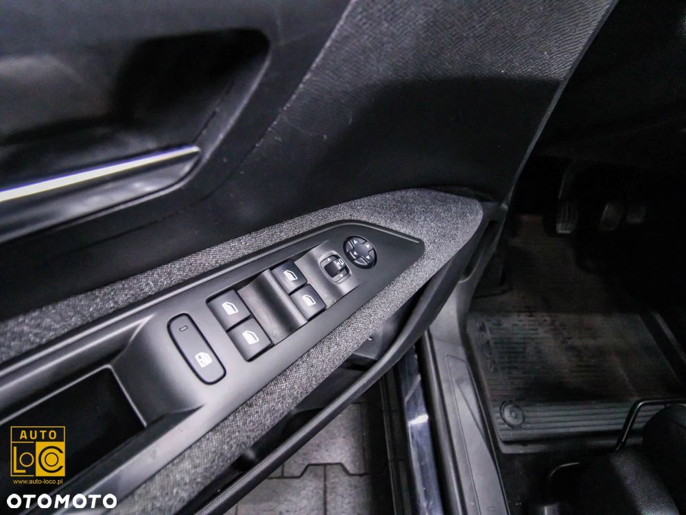 Peugeot 3008 PureTech 130 Stop & Start GPF Allure - 27