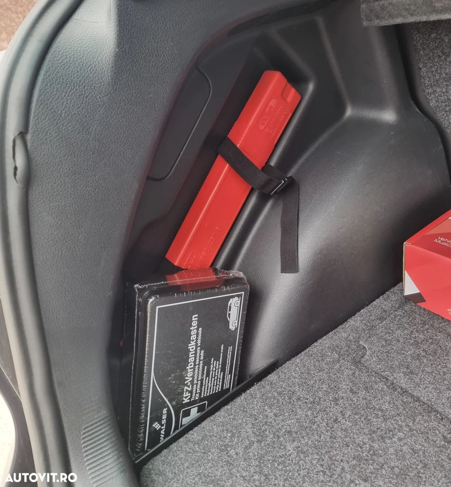 Volkswagen Golf - 15