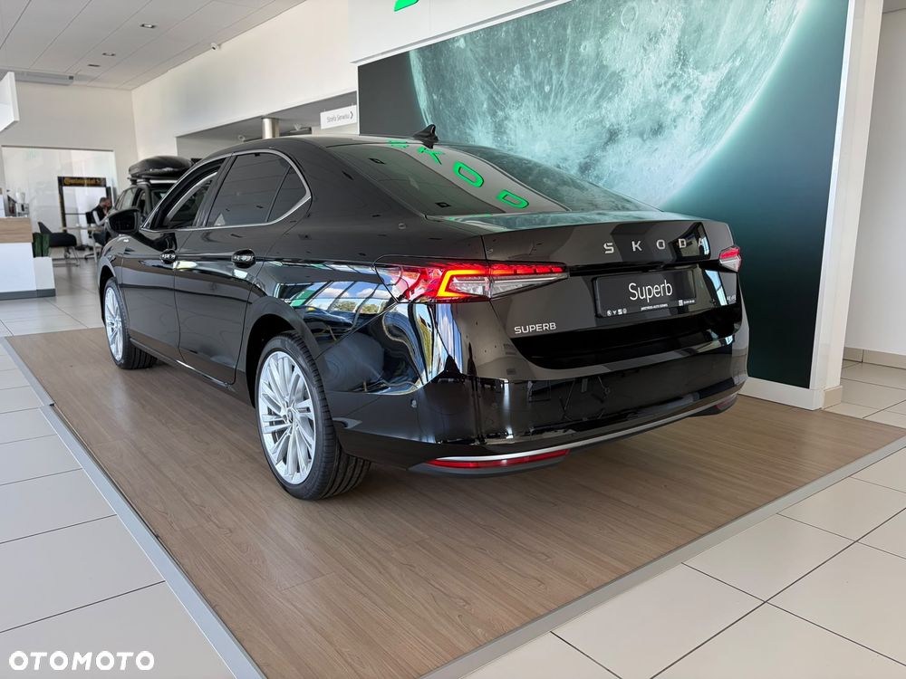 Skoda Superb 2.0 TSI 4x4 L&K DSG - 23