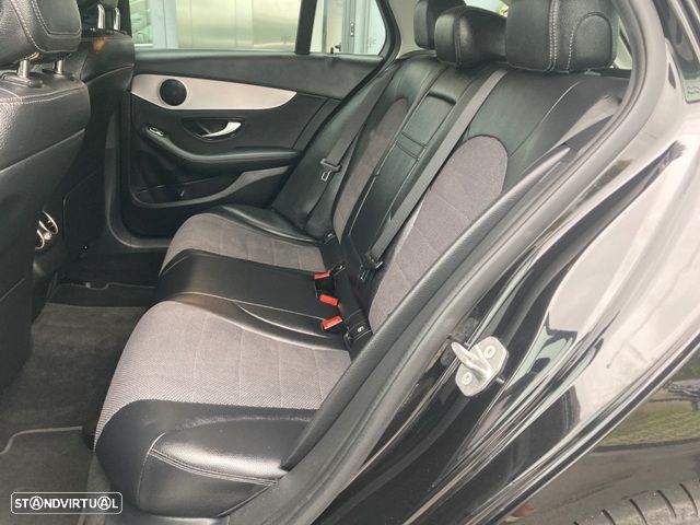 Mercedes-Benz C 300 de Avantgarde - 33