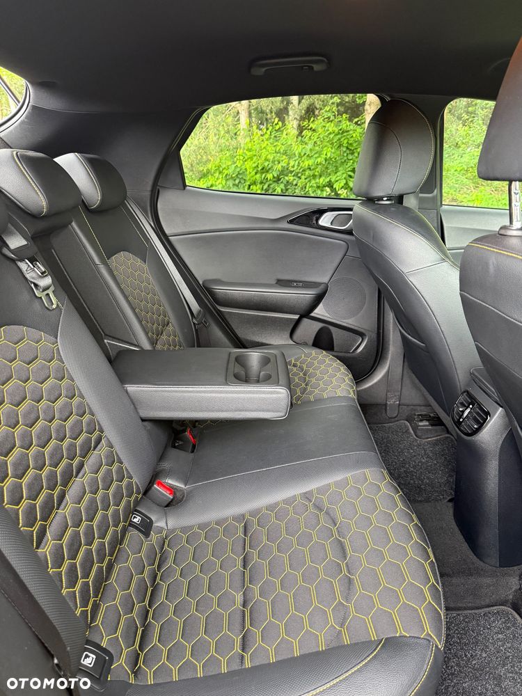 Kia XCeed 1.6 CRDi SCR XL DCT - 23