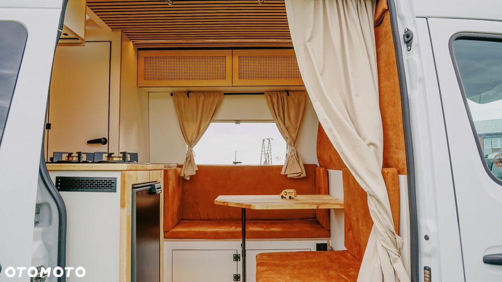 Mercedes-Benz Sprinter 907.235 - 22