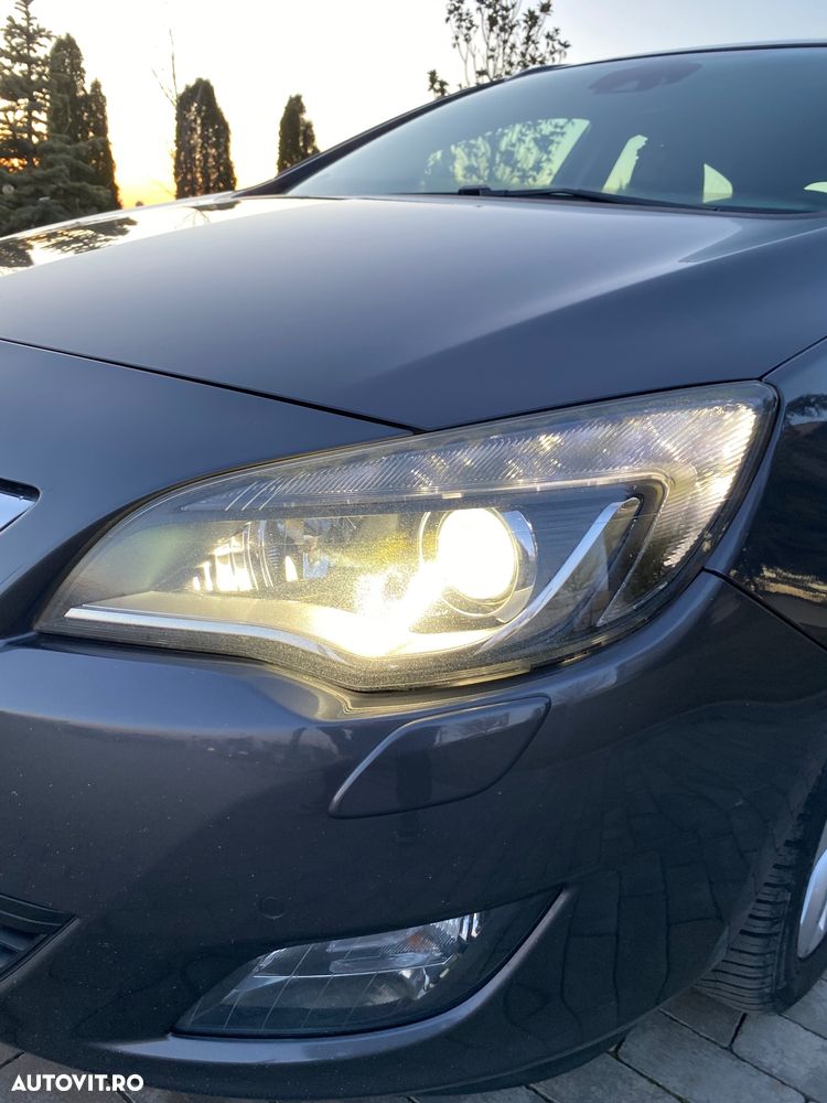 Opel Astra 1.7 CDTI DPF Design Edition - 11