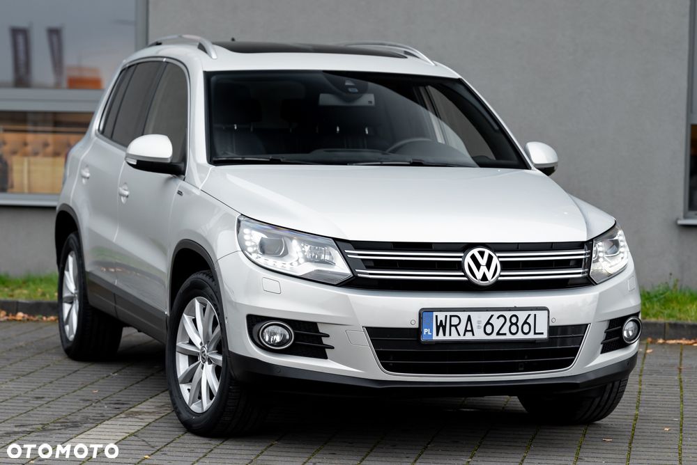 Volkswagen Tiguan 2.0 TDI SCR 4MOTION BlueMotion Technology DSG Lounge Sport & Style - 4