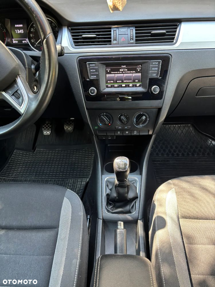 Skoda RAPID 1.2 TSI Ambition - 8
