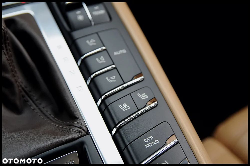 Porsche Macan PDK - 35