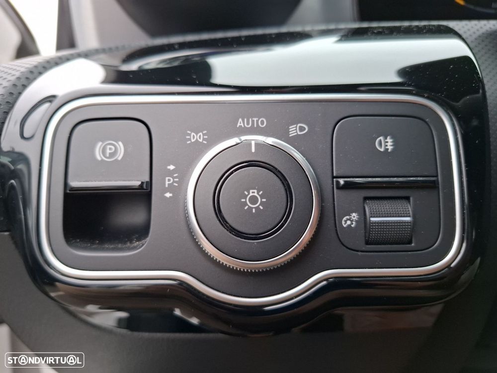 Mercedes-Benz A 180 d - 20