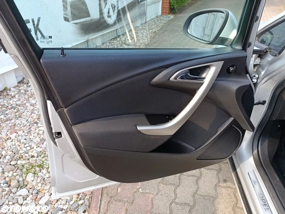 Opel Astra 1.6 Design Edition - 17