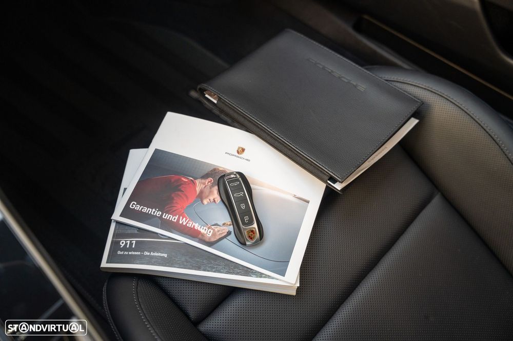 Porsche 911 (992) Carrera 4S PDK - 43