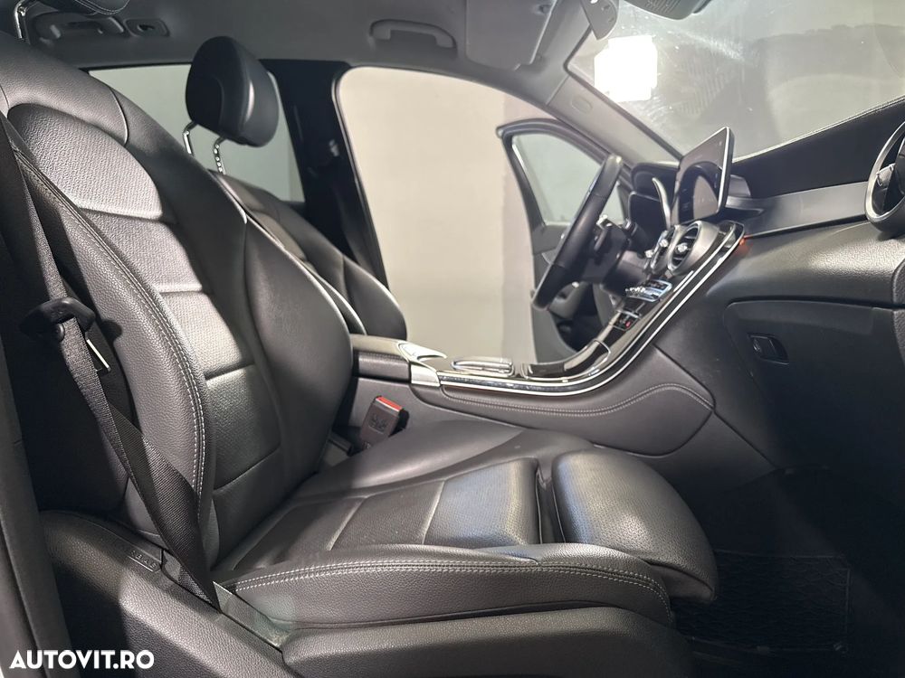Mercedes-Benz GLC 200 4MATIC MHEV - 12