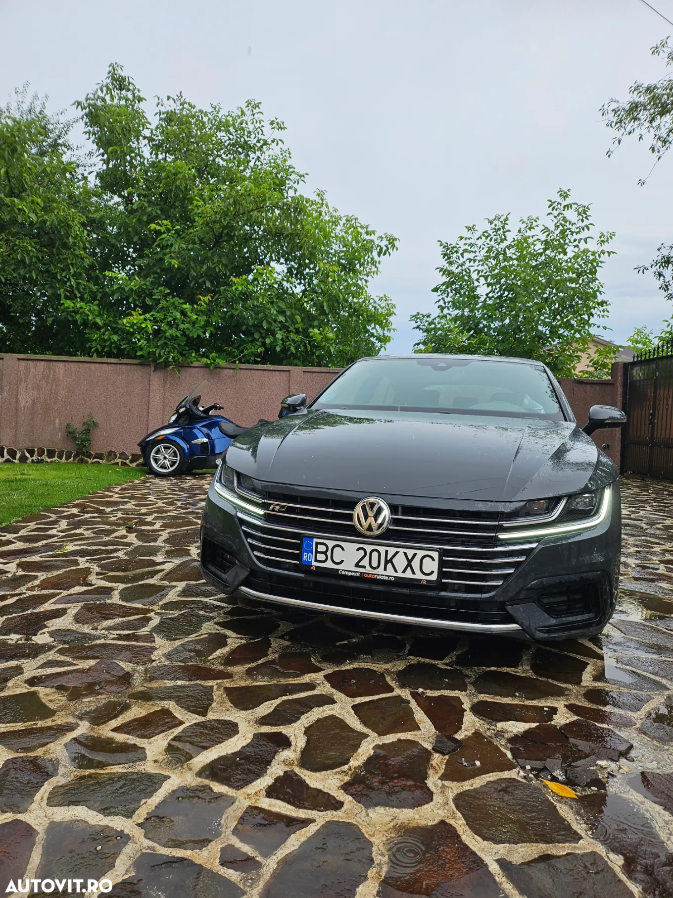 Volkswagen ARTEON 2.0 TSI DSG R-Line - 2