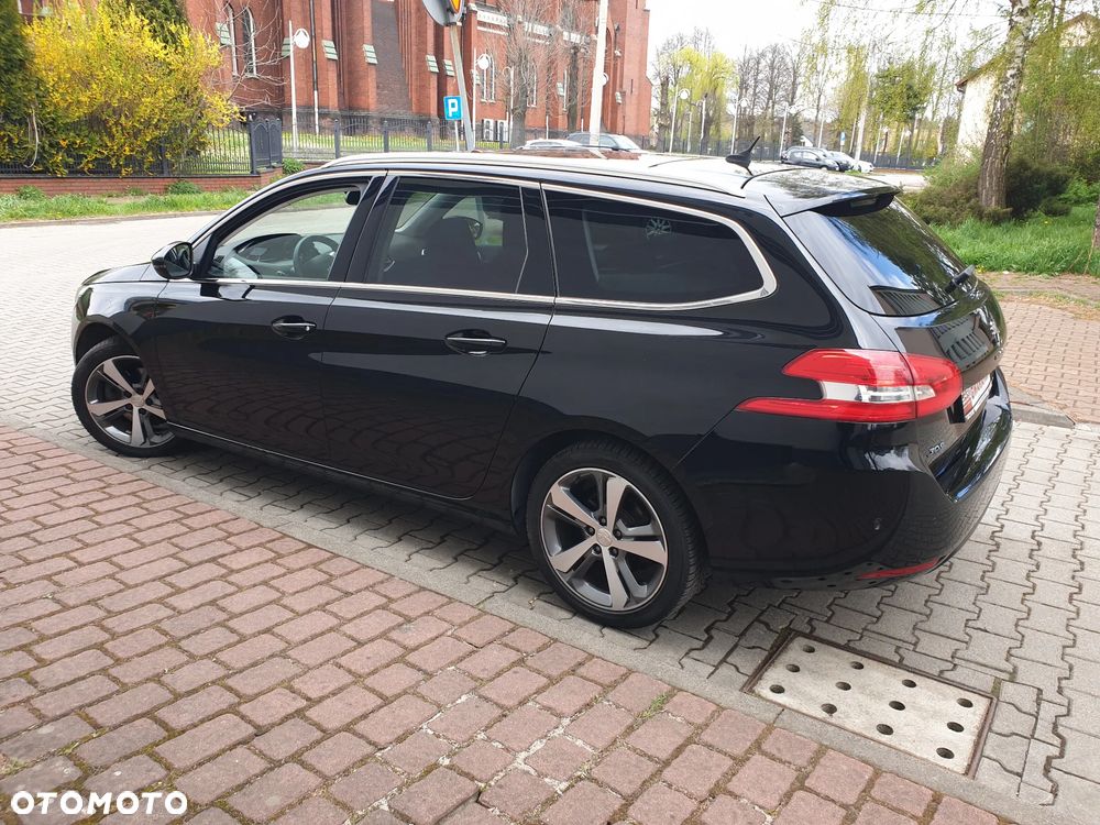 Peugeot 308 2.0 BlueHDi Allure S&S - 18