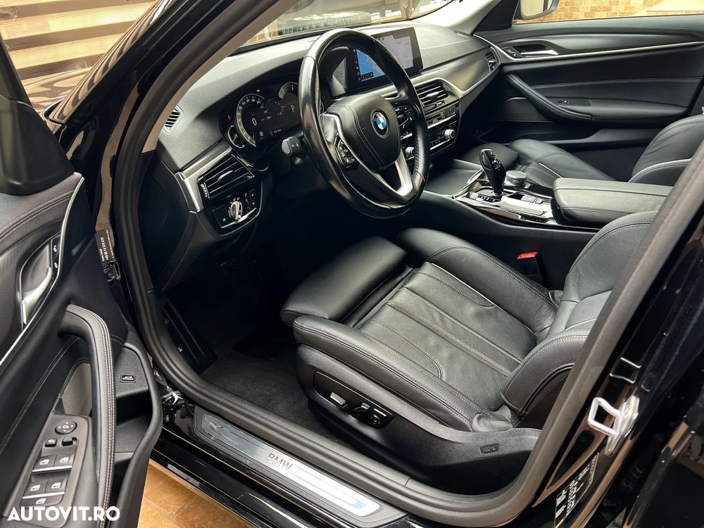BMW Seria 5 520d Aut. Luxury Line - 22