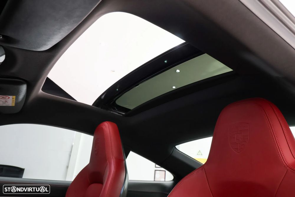 Porsche 911 (992) Carrera PDK - 22