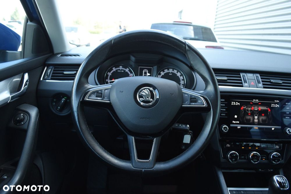 Skoda Octavia 1.4 TSI Ambition - 12