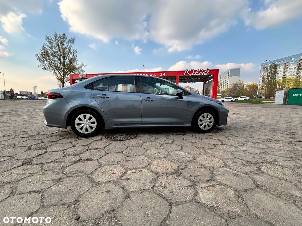 Toyota Corolla - 1