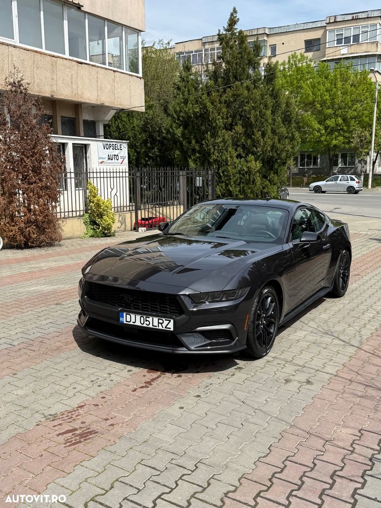 Ford Mustang 2.3 Eco Boost Aut. - 1