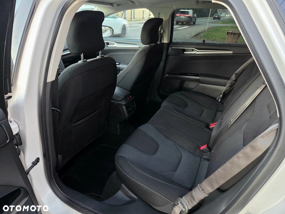 Ford Mondeo 2.0 TDCi Start-Stopp Titanium - 20