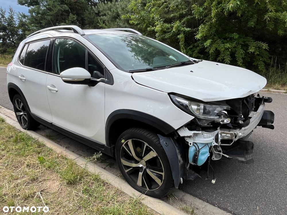 Peugeot 2008 1.6 BlueHDi Allure - 5