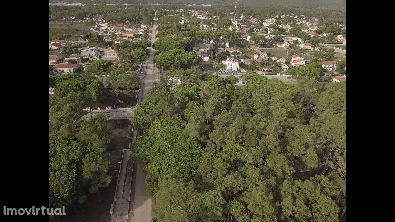 Terreno Lagoa - Grande imagem: 2/2