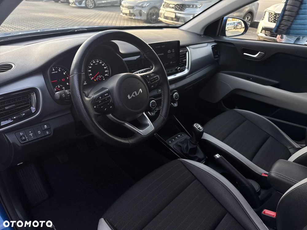 Kia Stonic 1.0 T-GDI MHEV L - 11