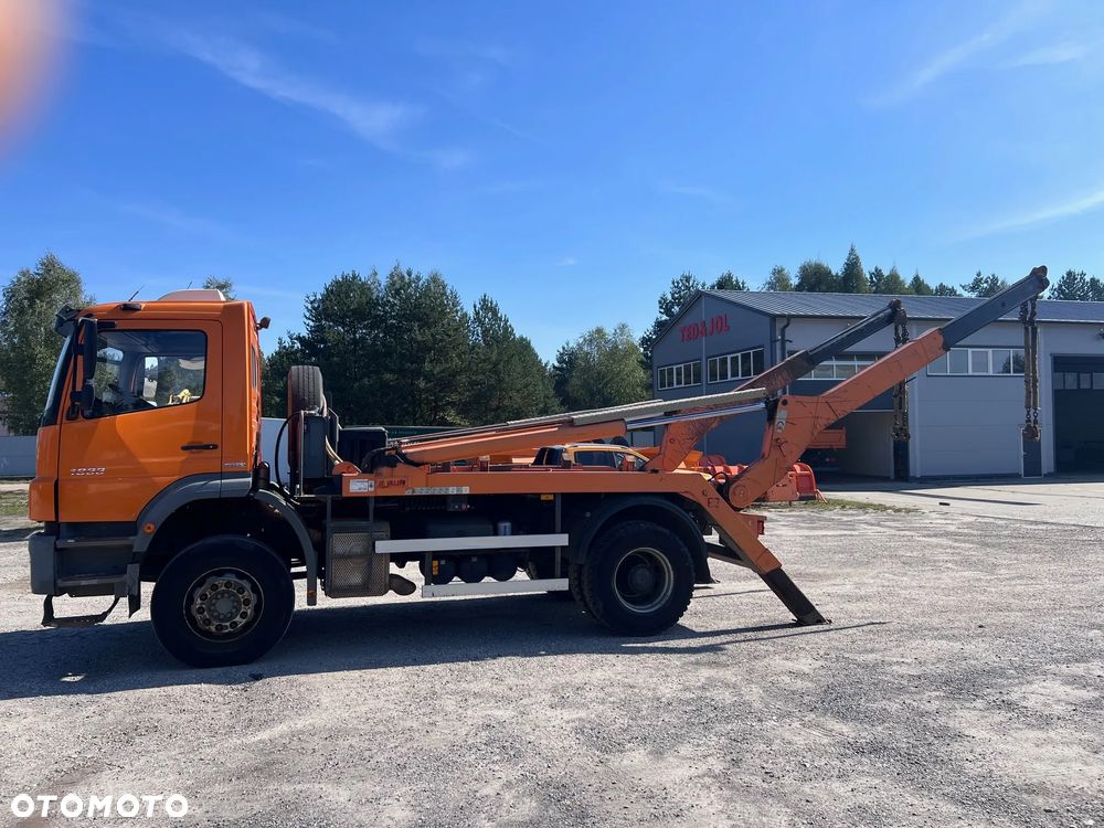 Mercedes-Benz 1833 K - 9