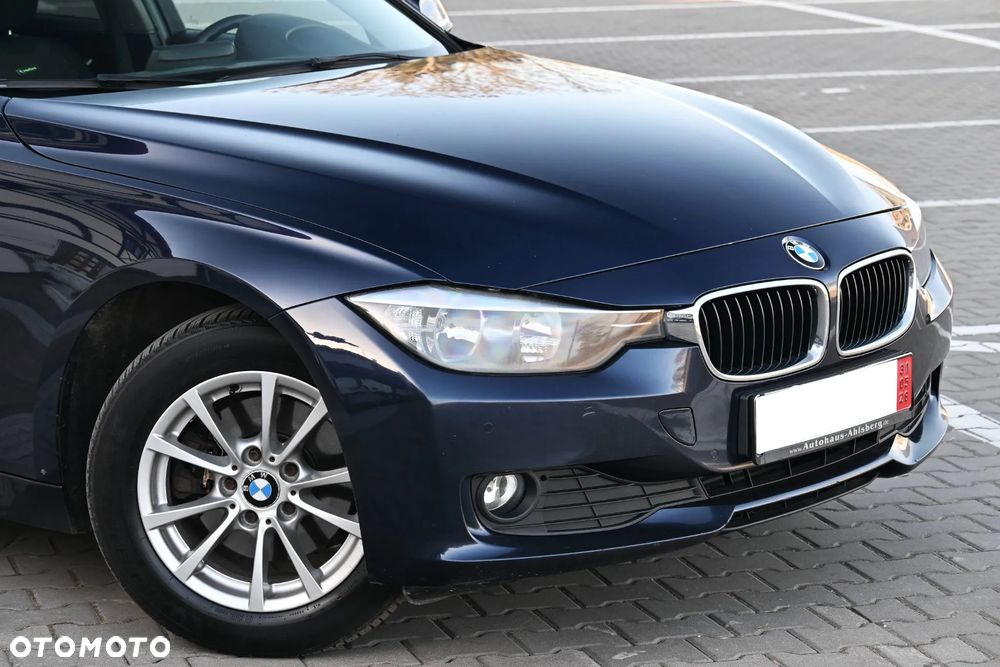 BMW Seria 3 320d Sport-Aut - 9