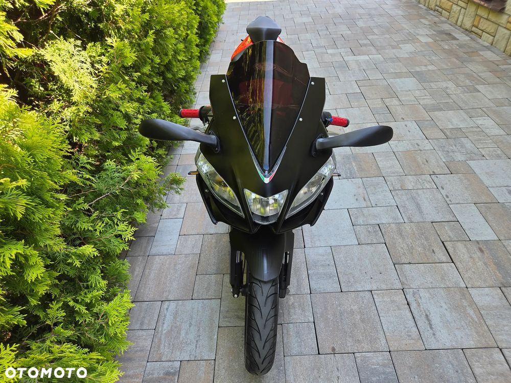 Aprilia RS - 8