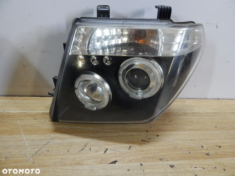 Lampa reflektor przód komplet Nissan Navara D40 Pathfinder R51 05-12 Shadow Line Łuków części - 2