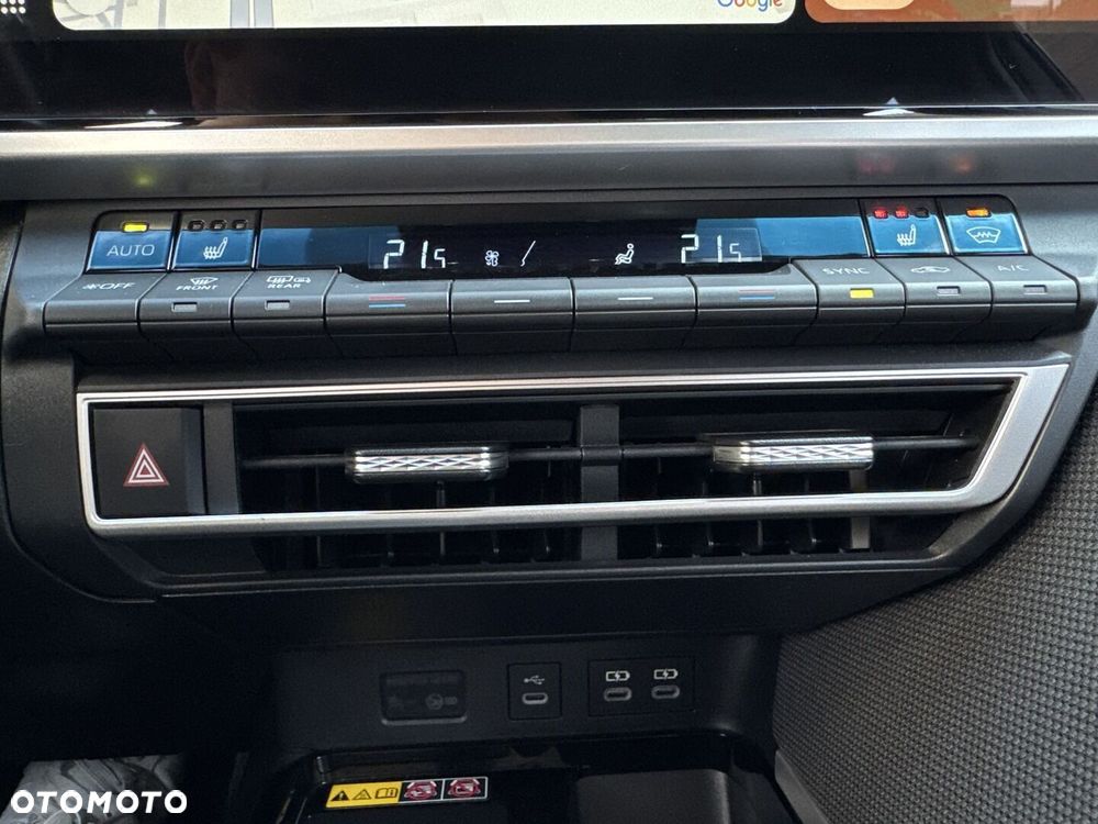 Toyota Camry - 29