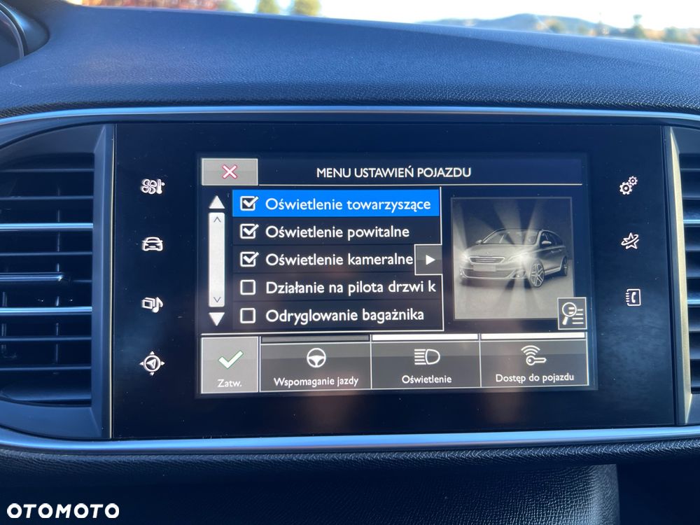 Peugeot 308 SW BlueHDi 150 Automatik Stop & Start Allure - 23