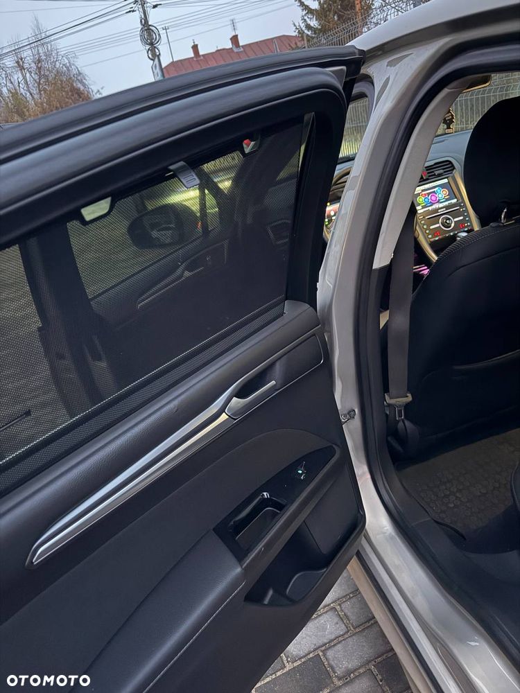 Ford Mondeo Vignale 2.0 TDCi PowerShift - 23