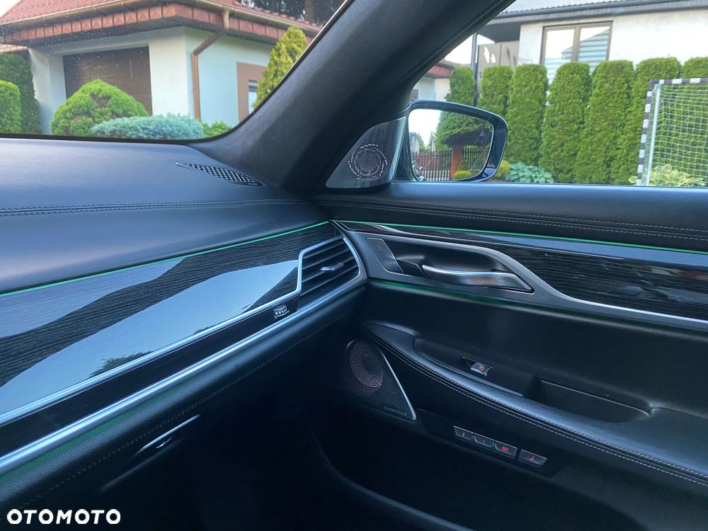 BMW Seria 7 730Ld - 37
