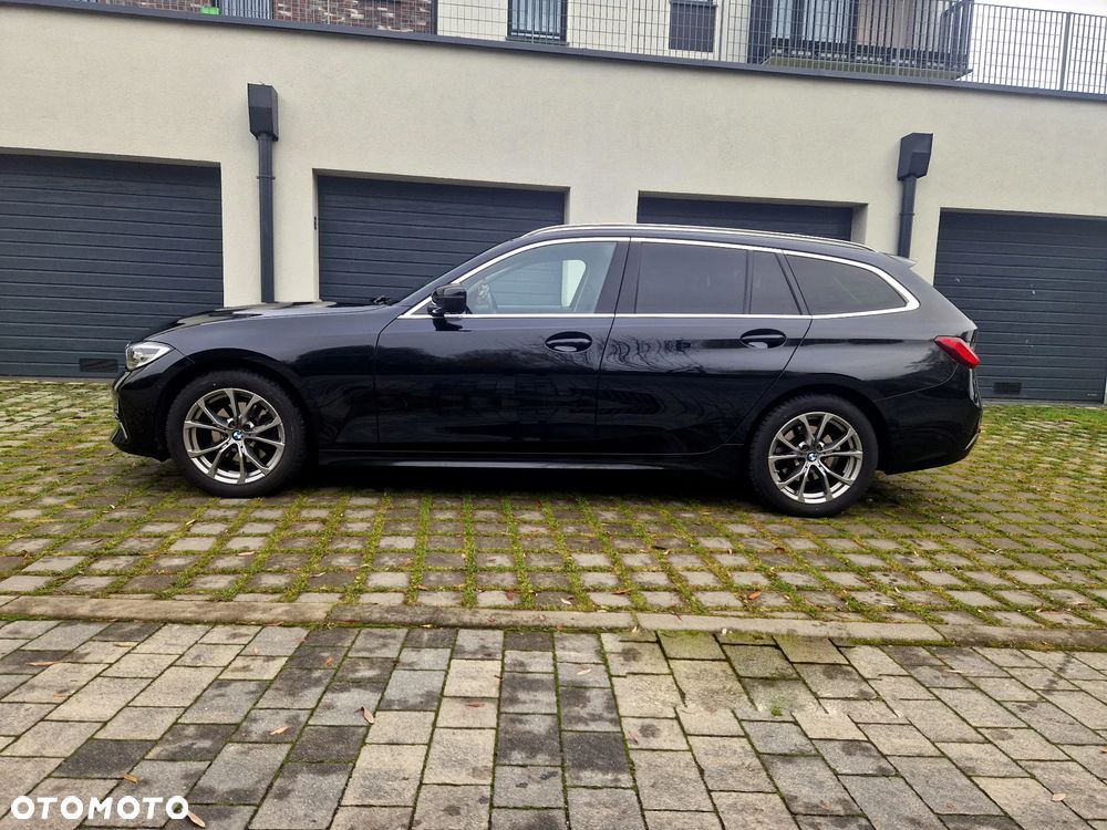 BMW Seria 3 320d xDrive Luxury Line - 4