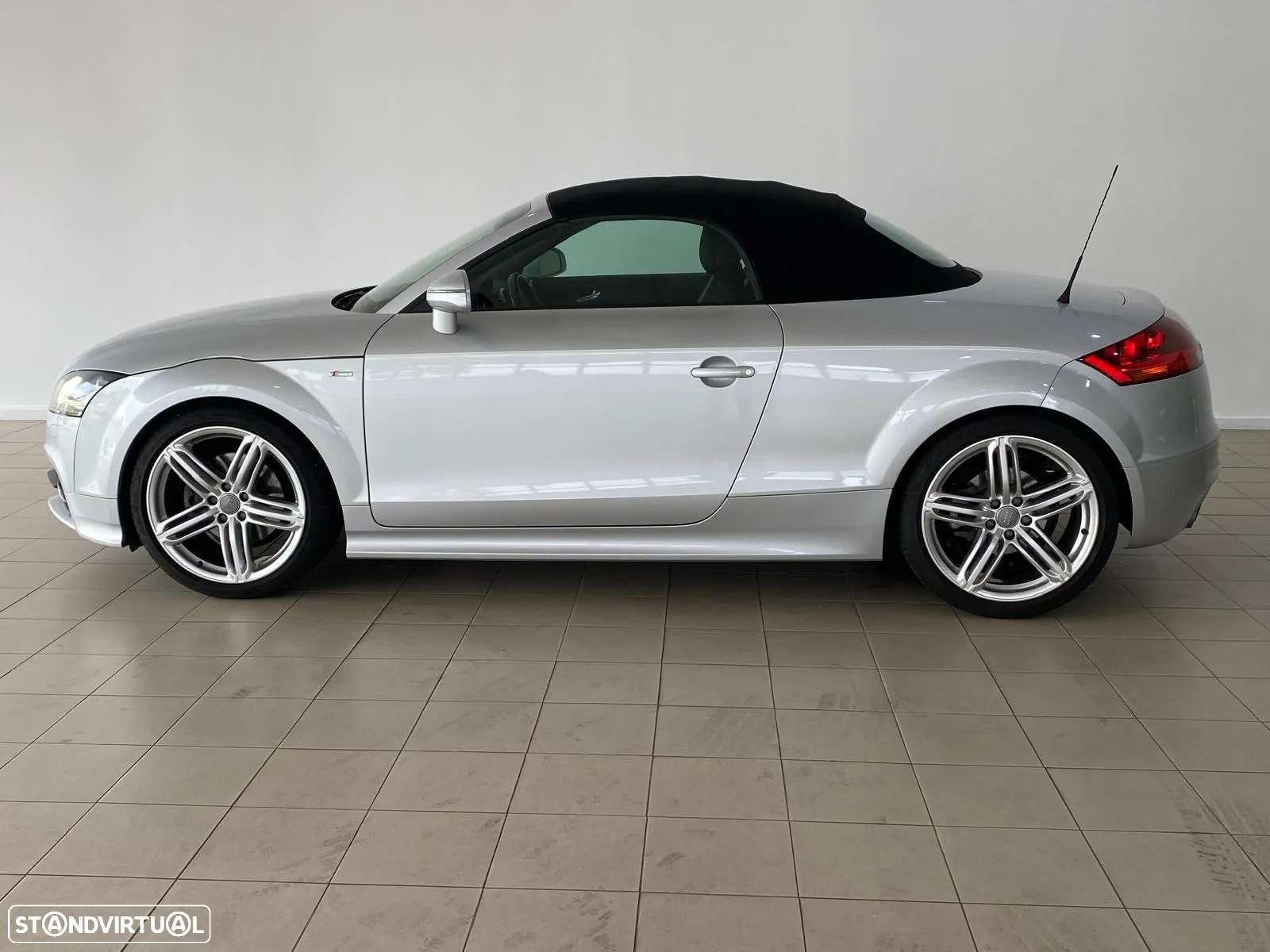 Audi TT Roadster 2.0 TDi quattro - 10