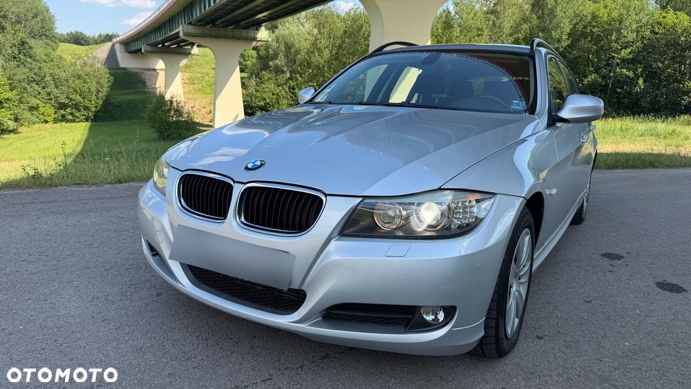 BMW Seria 3 320d xDrive - 22