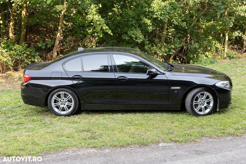 BMW Seria 5 520d Sport-Aut. - 2