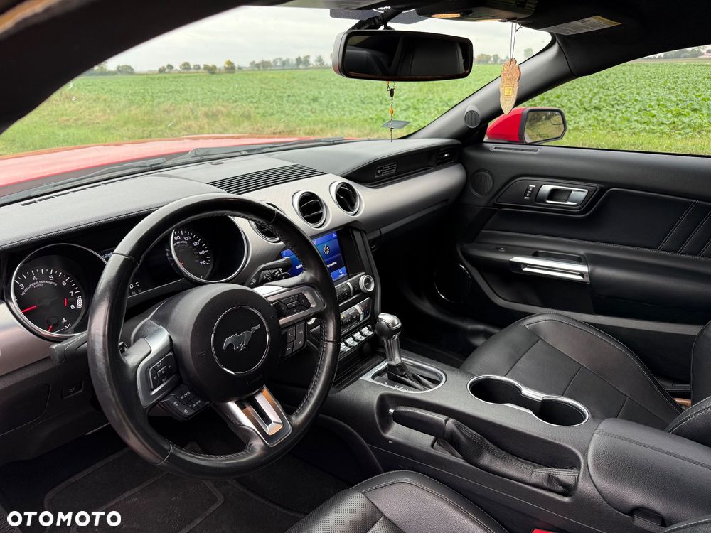 Ford Mustang 5.0 V8 GT - 14