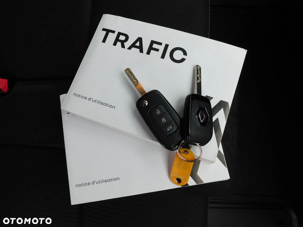 Renault Trafic - 16
